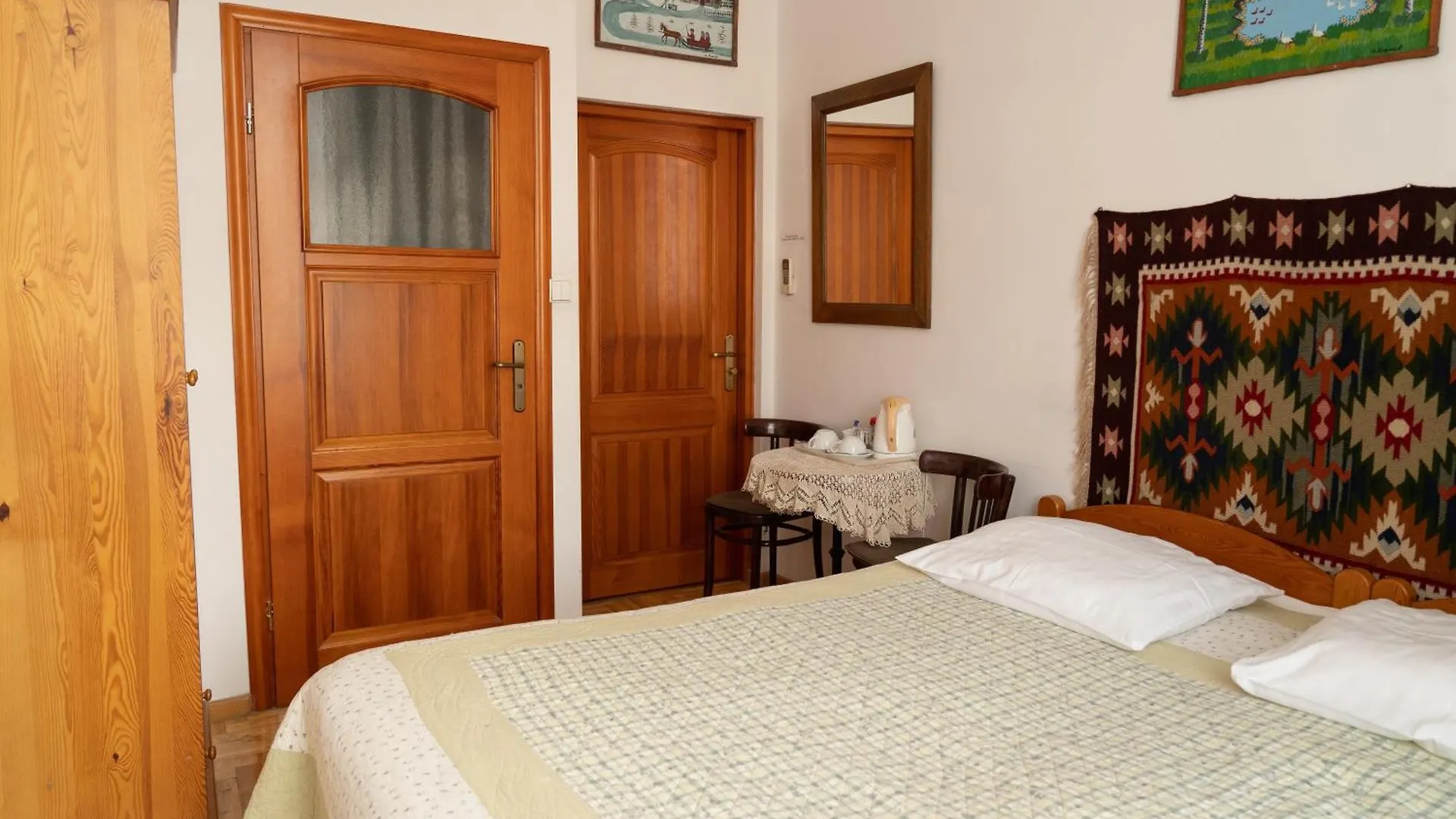 Kolory Guest House Kraków Polen