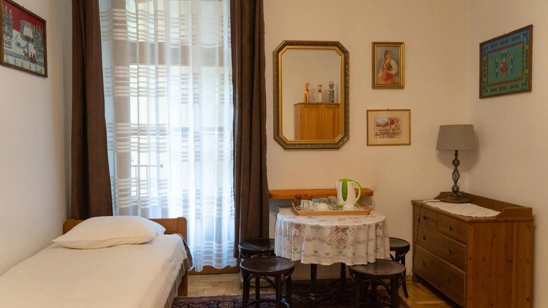 Kolory Guest House Kraków